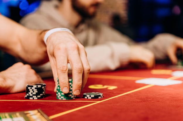 okgas mobile app interface showing sportsbook and live casino games